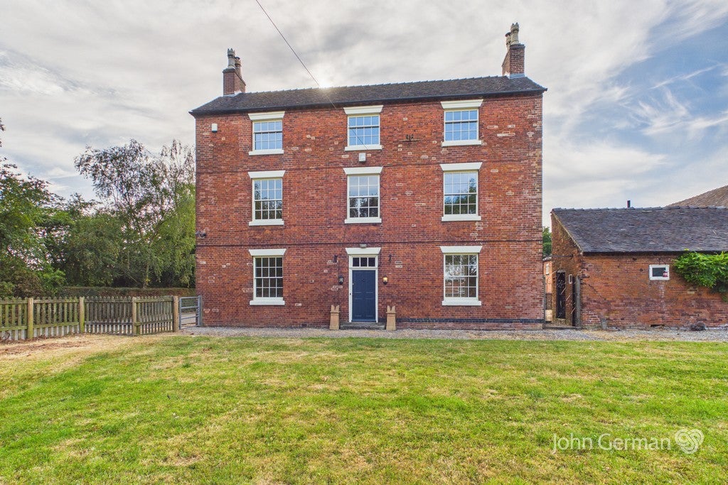 House Sudbury Road in East Staffordshire