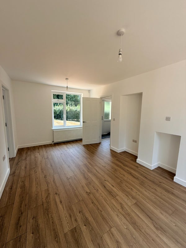 Room Highgate Road in Greater London