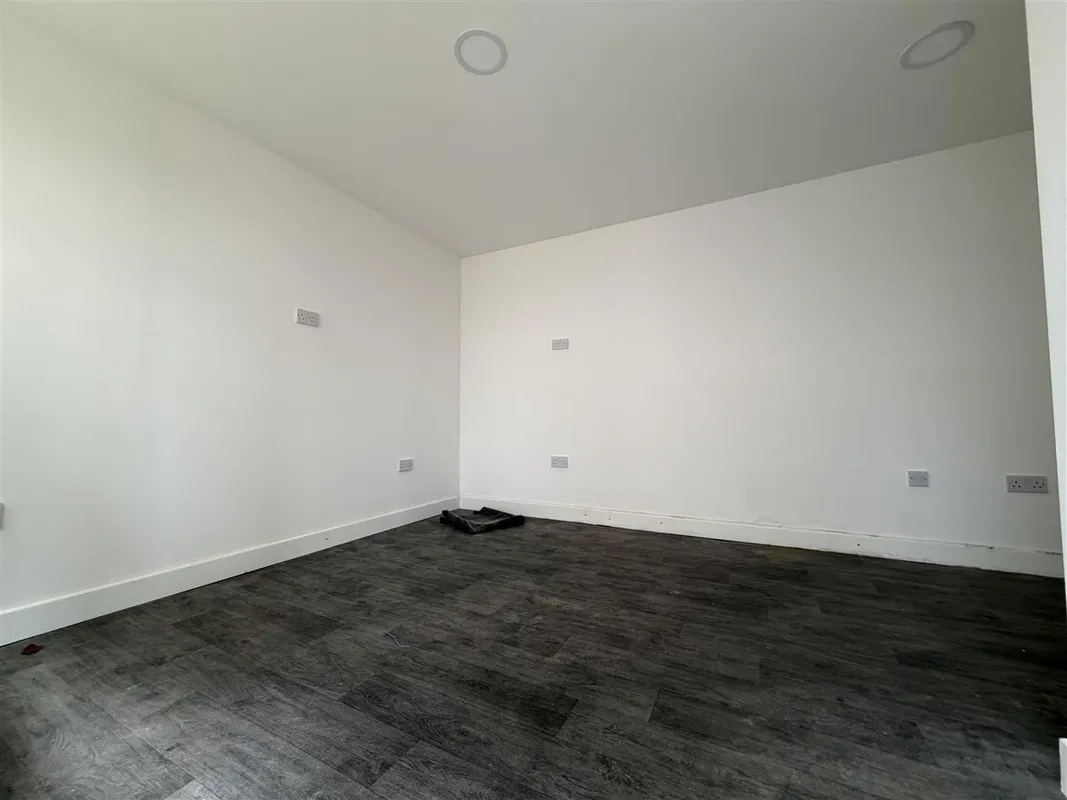 House Lovell Road in Greater London