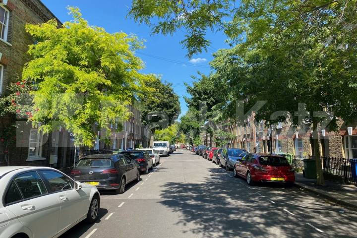 House Borough High Street in Greater London