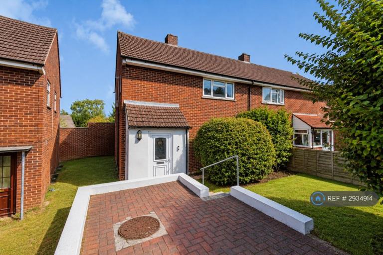 House Shepherds Road in Winchester