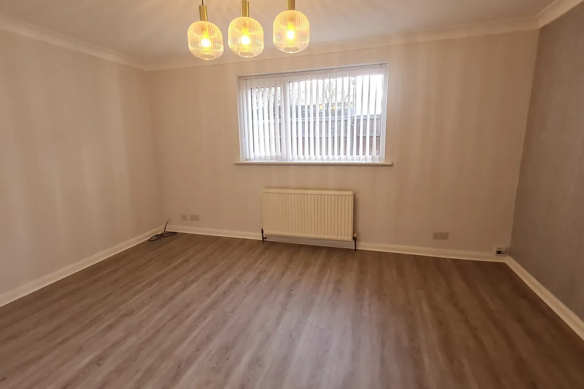 House Cedar Walk in Wakefield