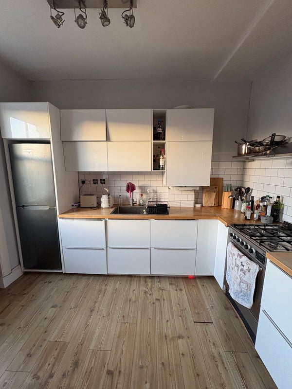 Room Albion Road in Greater London
