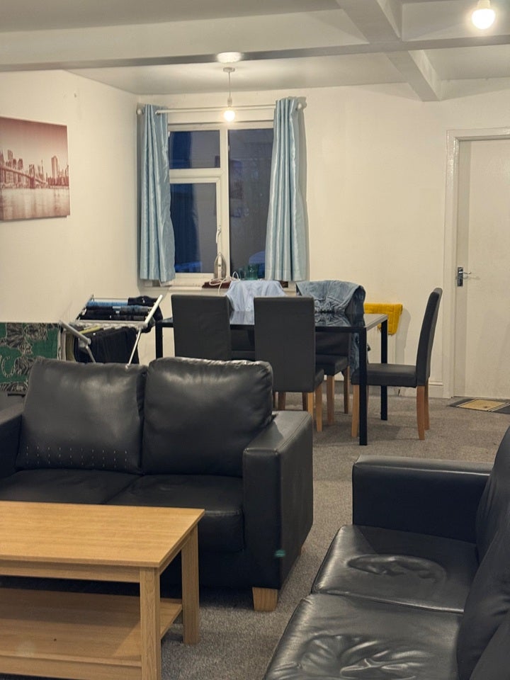 Room Keogh Road in Greater London