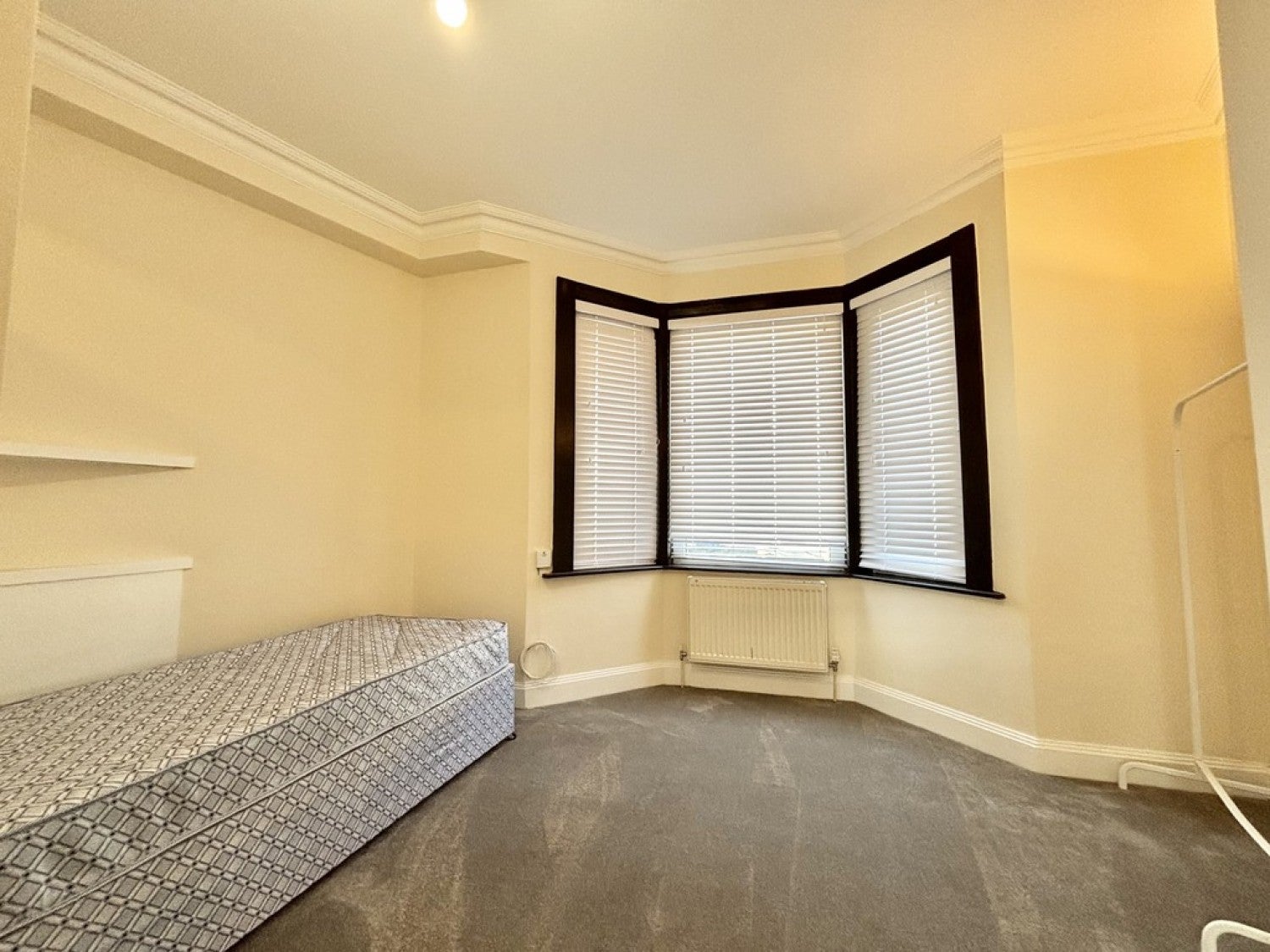 Flat Selsdon Road in Greater London