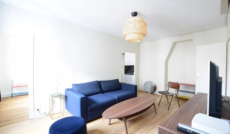 Flat Rue Legendre in Paris