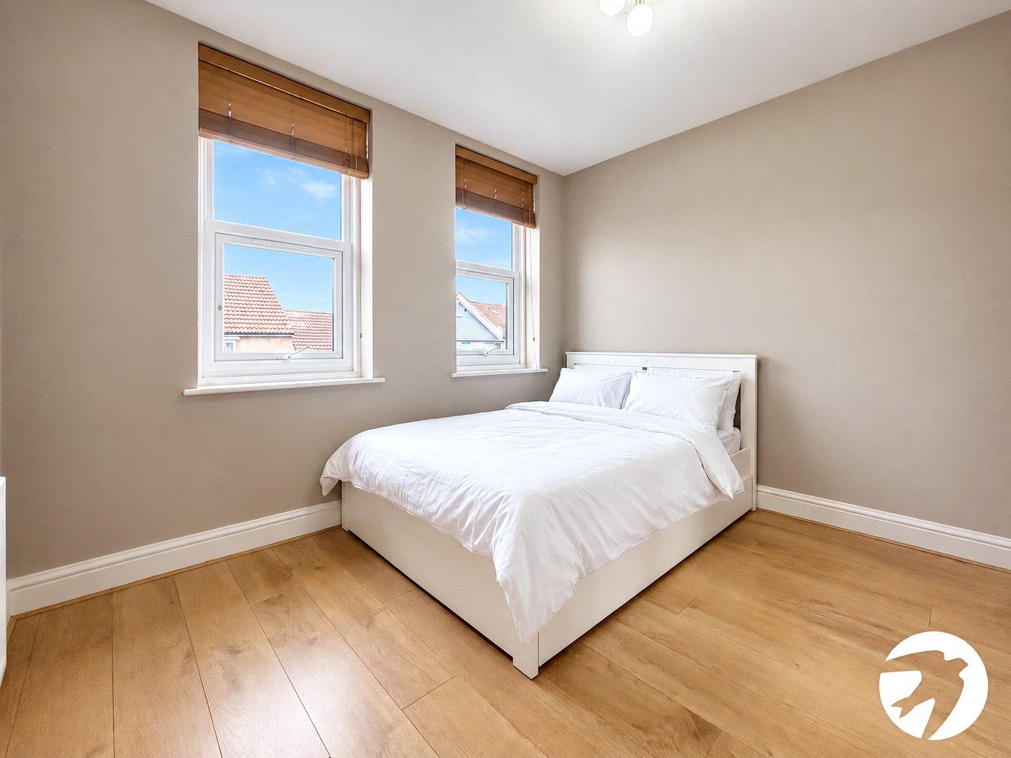 Flat Upper Abbey Road in Greater London