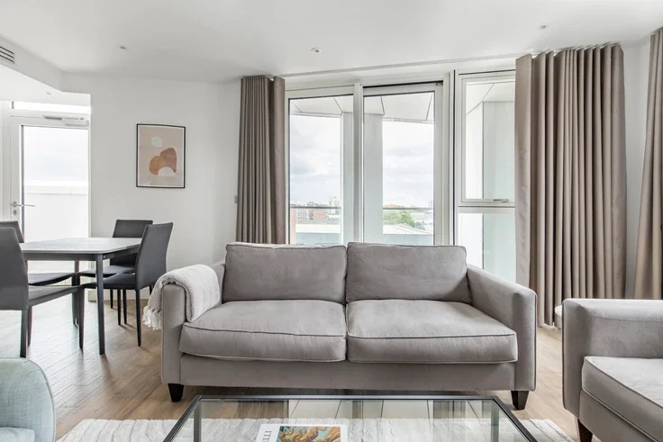 Flat Wandsworth Road in Greater London