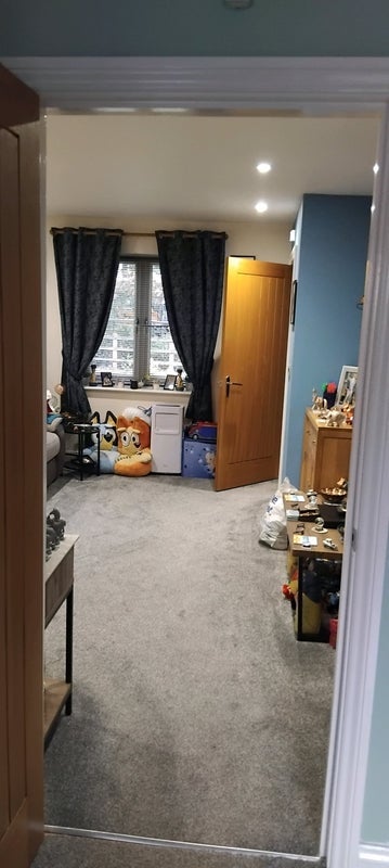 Room Fair View Road in East Suffolk