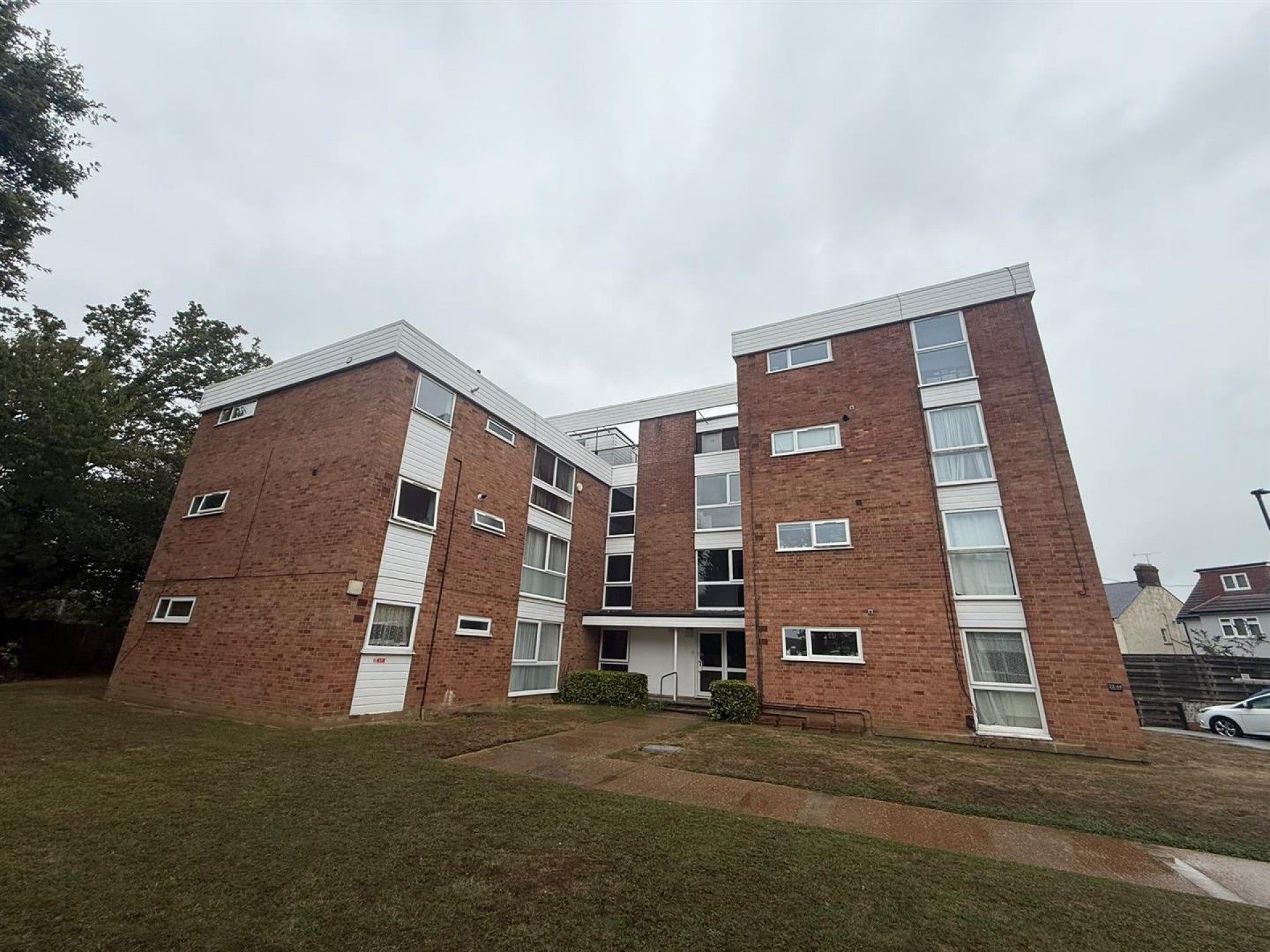 Flat Avalon Close in Greater London