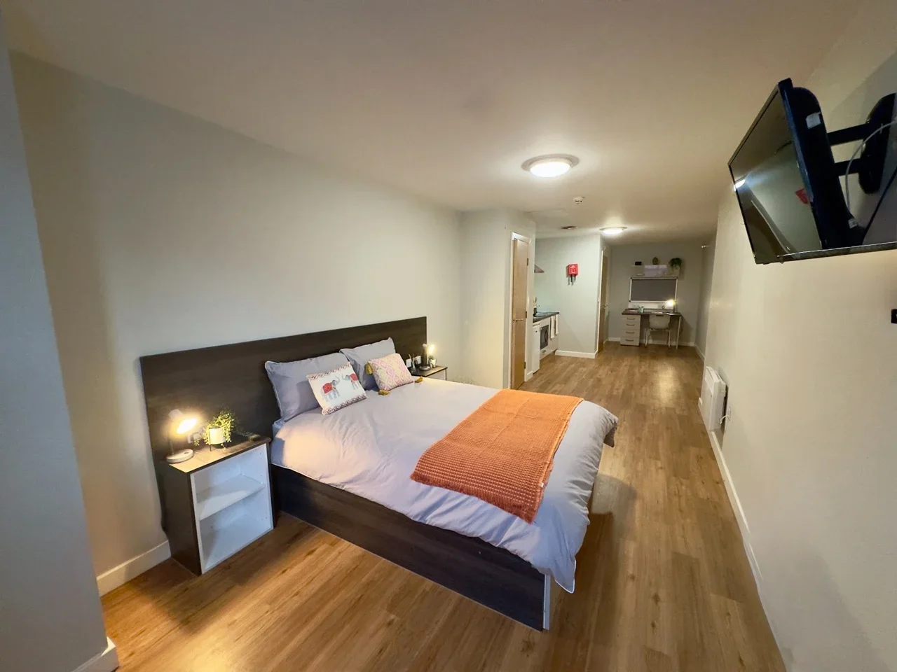 Room Kent Street in Nottingham