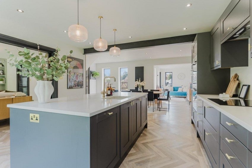 Flat Warren Close in Royal Leamington Spa