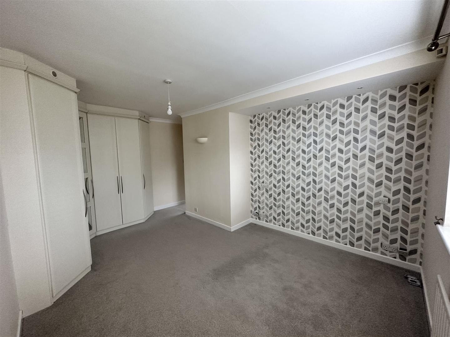 Flat Wellington Road in Trafford