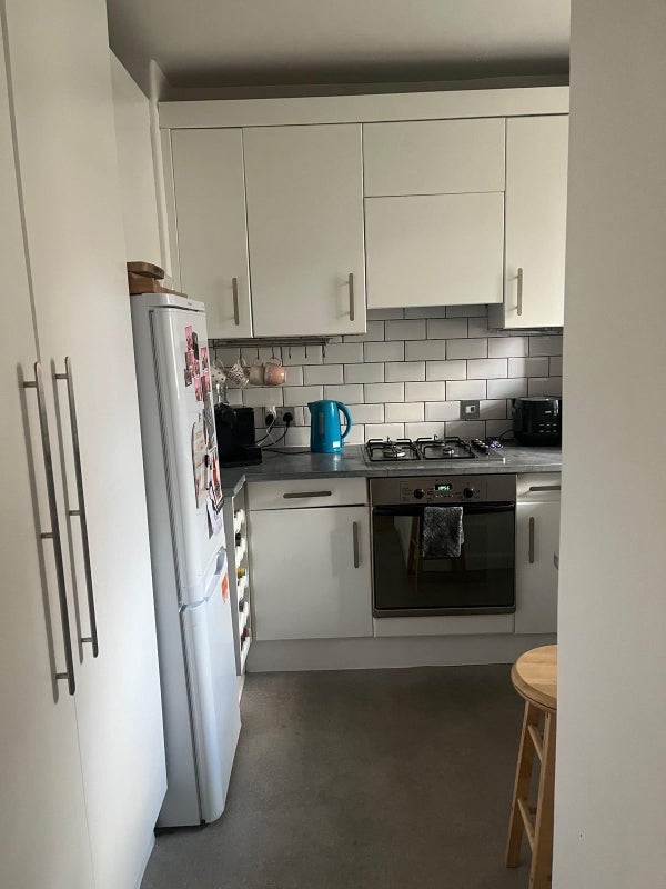 Room Clayton Street in Greater London