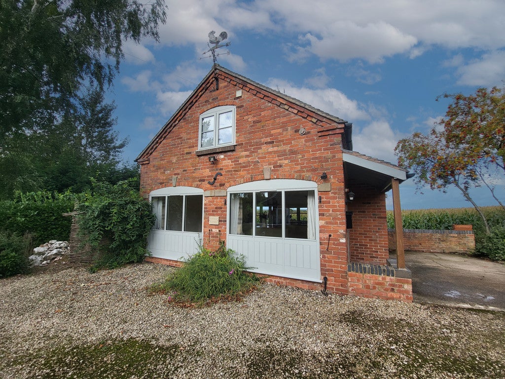 House Riddings Lane in East Staffordshire
