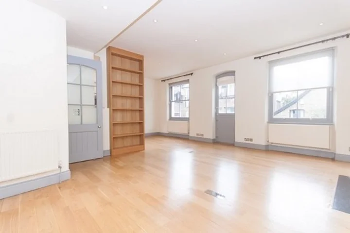 House Adam and Eve Mews in Greater London