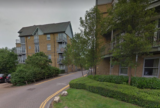 Flat Bingley Court in Canterbury