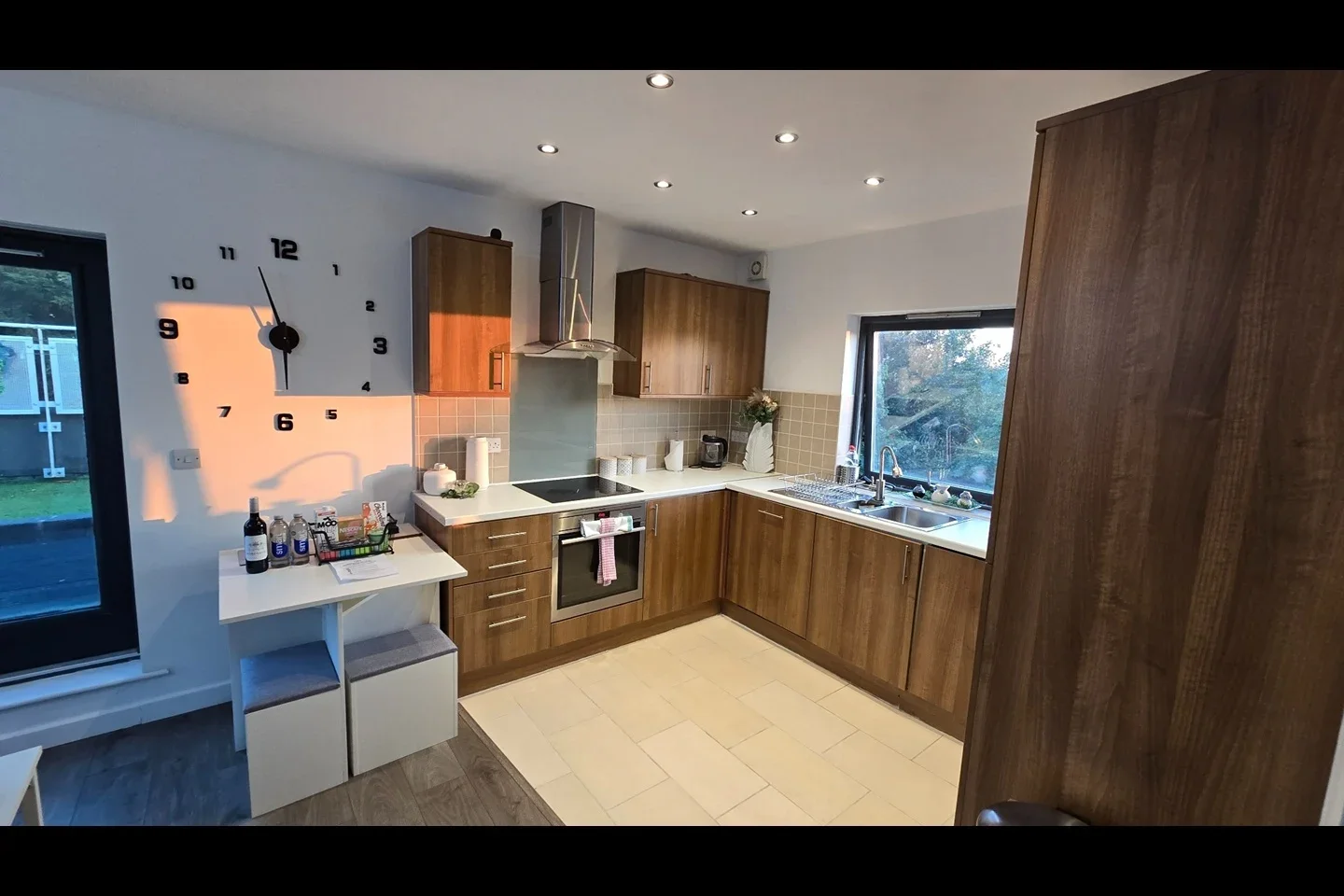Flat Sunningdale Gardens in Greater London
