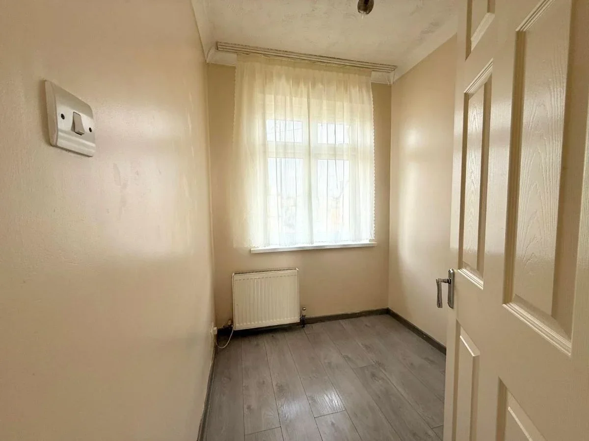 House Nightingale Road in Greater London