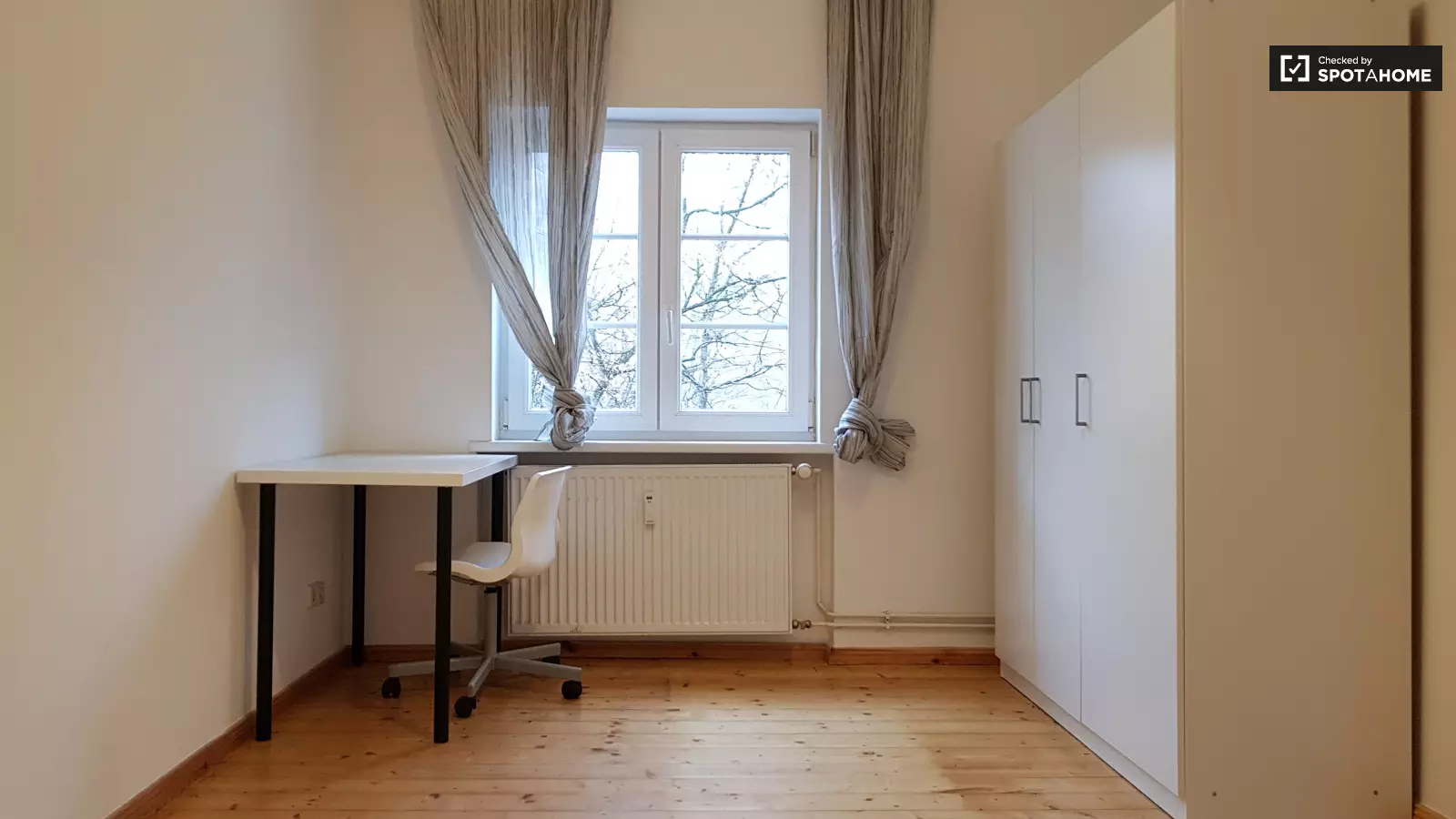Wohnung Aronsstraße in Berlin