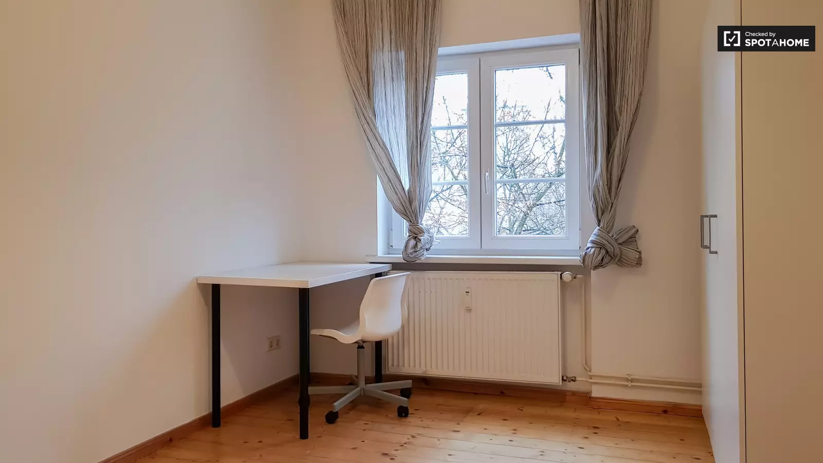 Wohnung Aronsstraße in Berlin