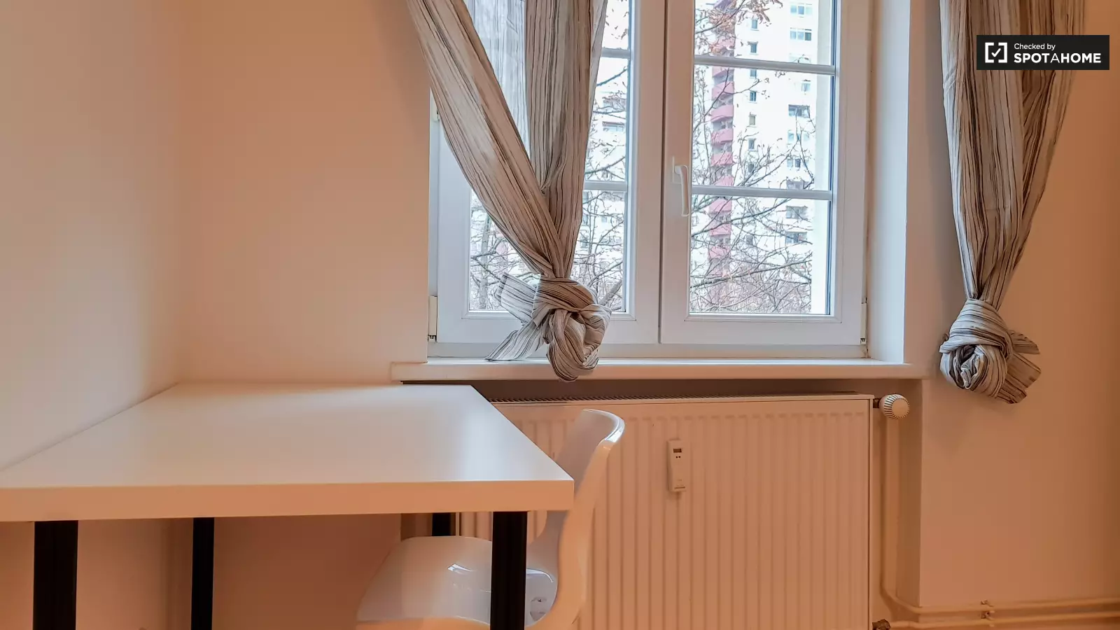 Wohnung Aronsstraße in Berlin