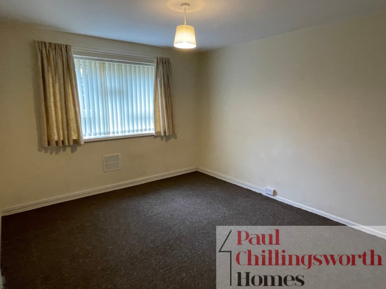 Flat Rosemary Close in Coventry