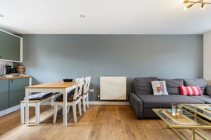 Flat Maitland Road in Greater London