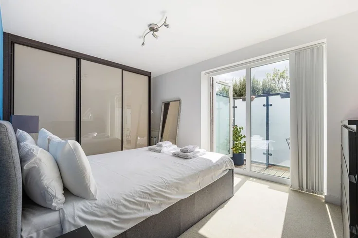 Flat Maitland Road in Greater London
