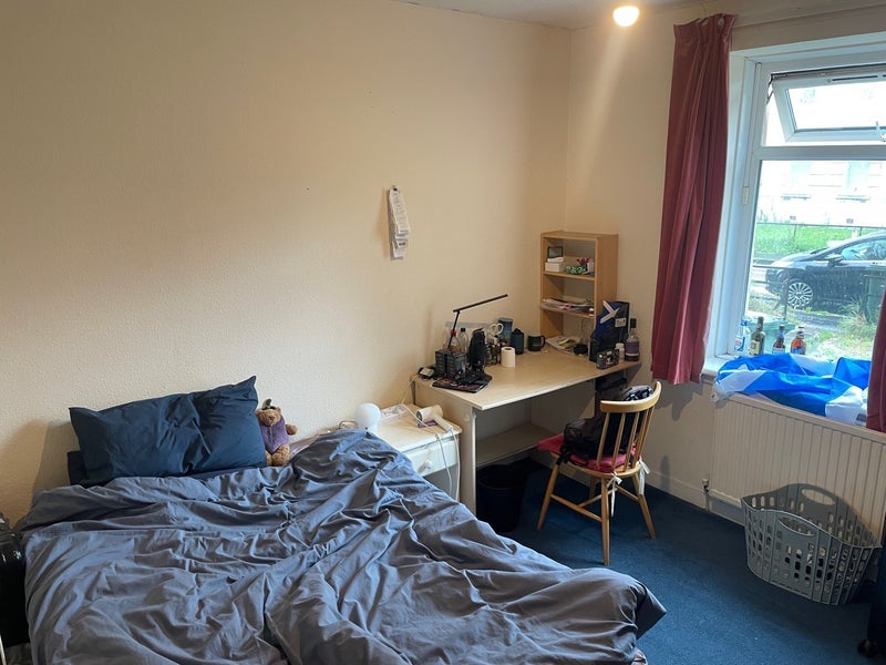Room Ferry Road Place in City of Edinburgh