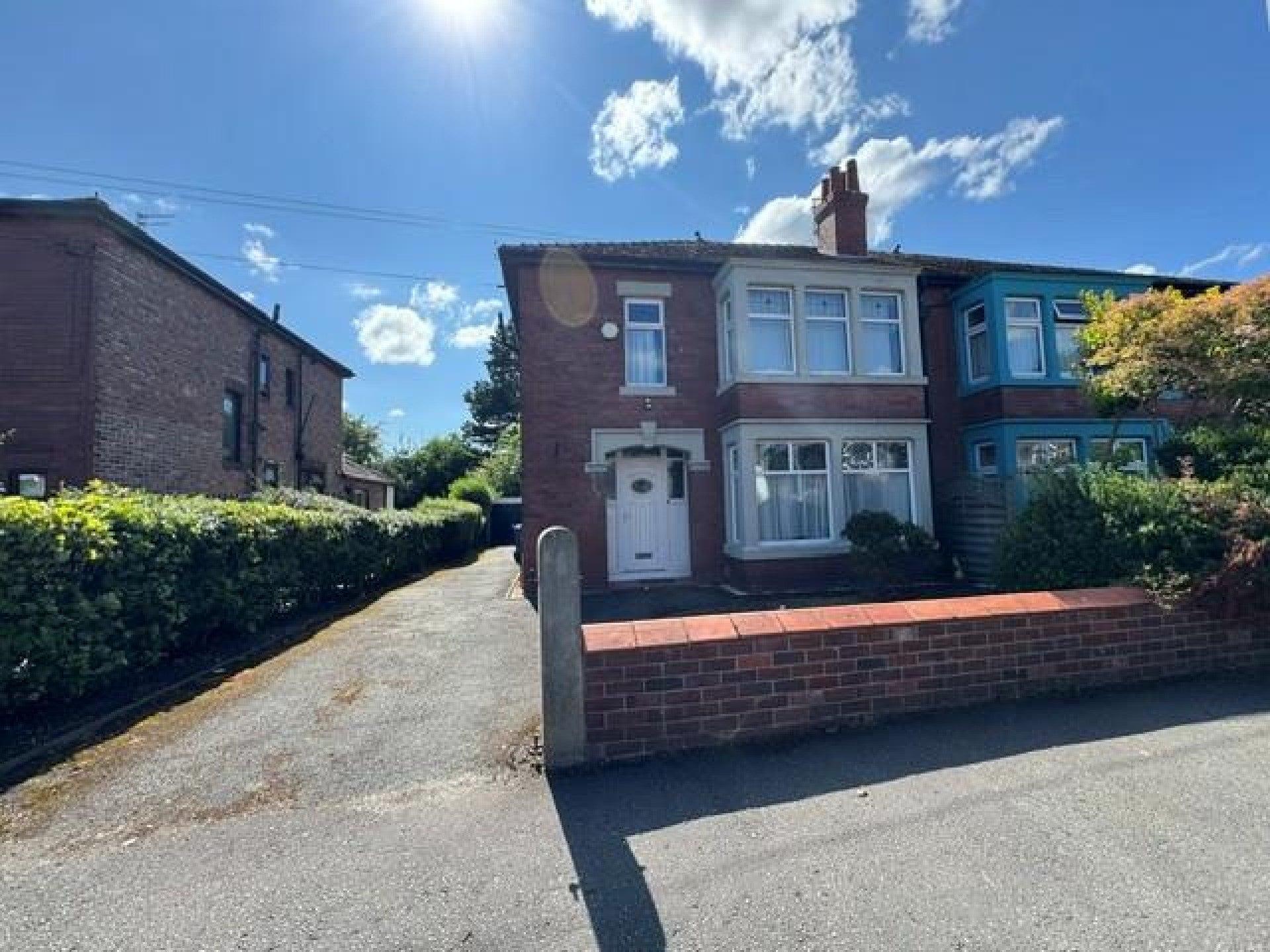 House Kenworthy Lane in Manchester
