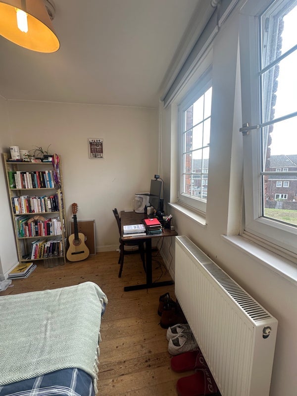 Room Pelly Road in Greater London