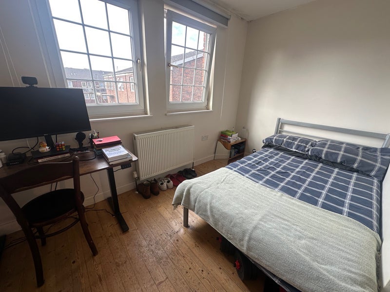 Room Pelly Road in Greater London