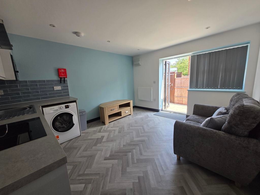 Flat Pershore Road in Birmingham