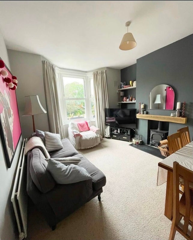 Room Ada Road in Greater London