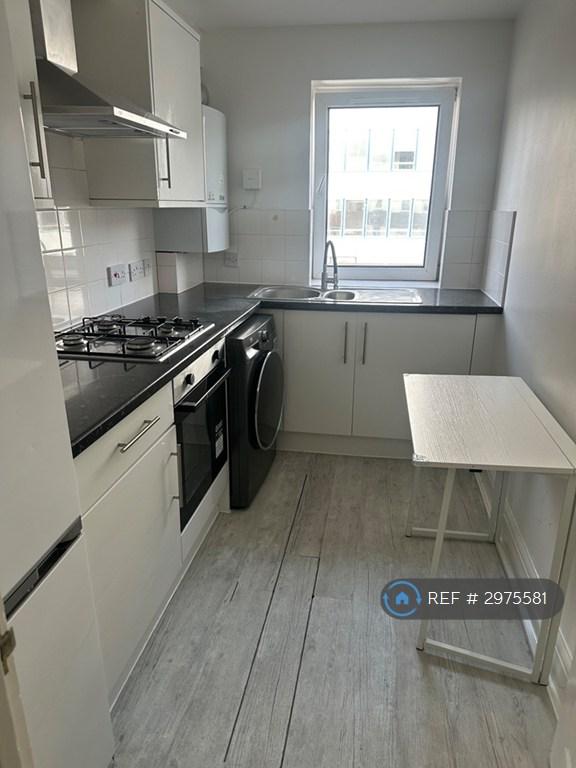 Flat The Broadway in Greater London