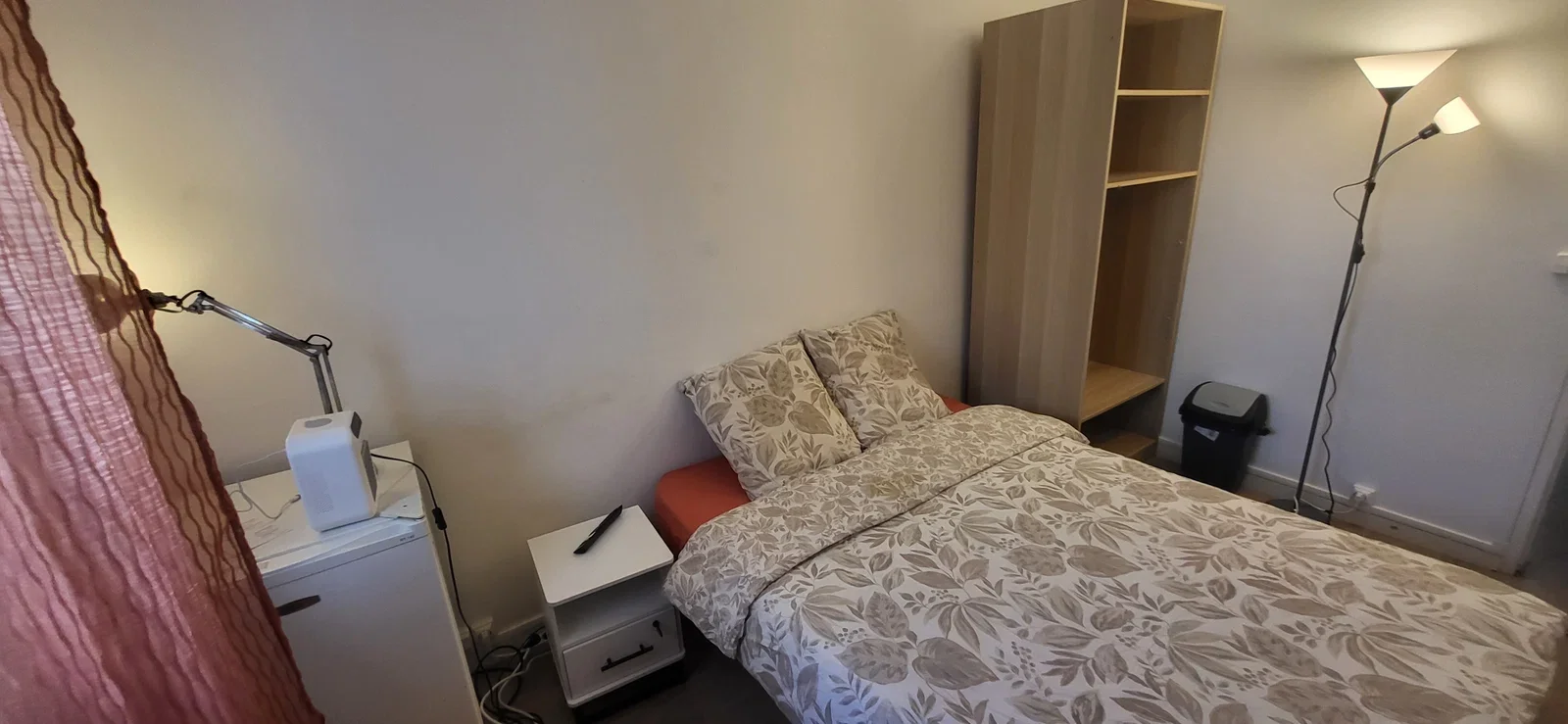 Room Rue des Cent Arpents in Carrières-sur-Seine