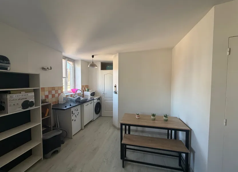 Chambre Rue des Domeliers à Compiègne