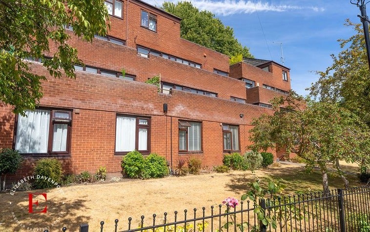 Flat Meadow Street in Coventry