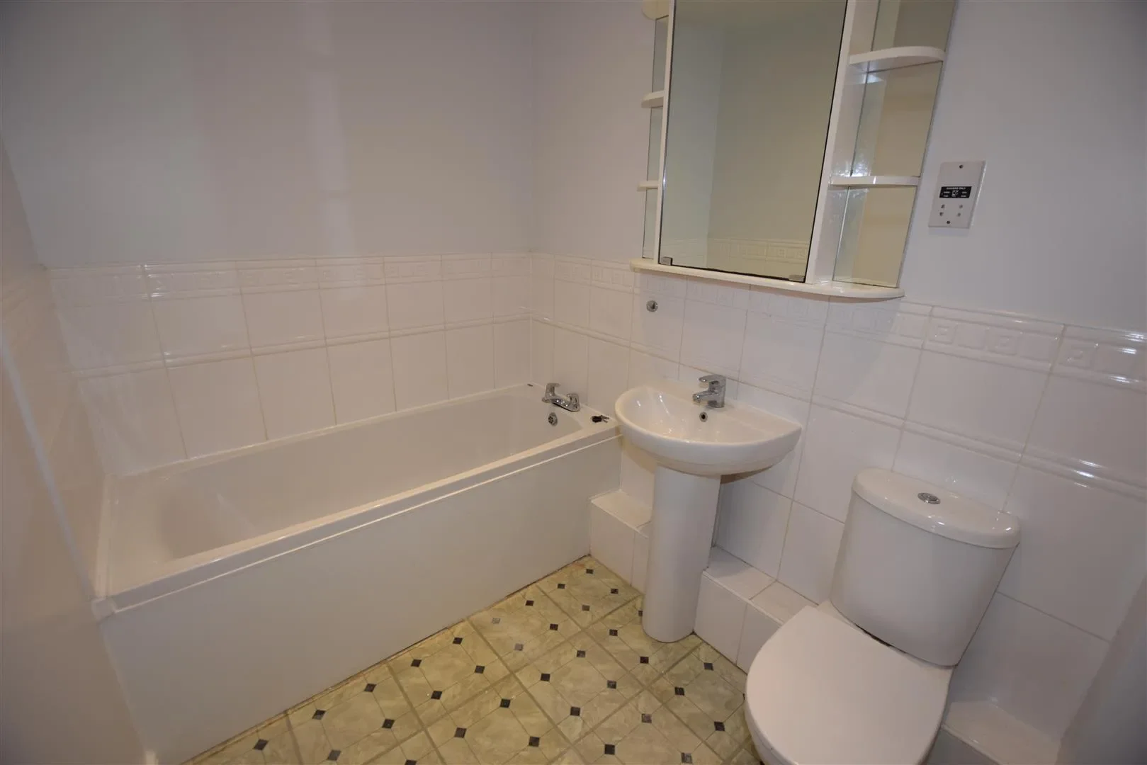 Flat Whitehall Close in Hertsmere