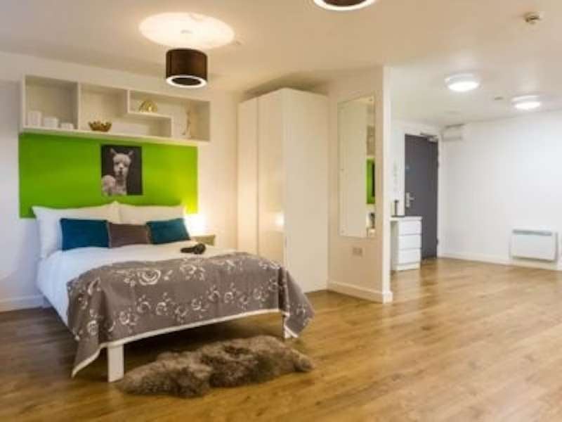 Room Broad Street in Bristol