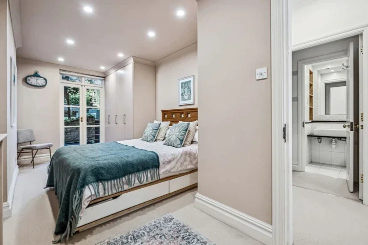 House St James's Gardens in Greater London