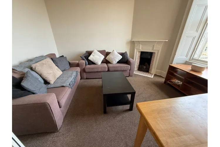 Flat Findhorn Place in City of Edinburgh