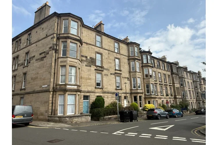 Flat Findhorn Place in City of Edinburgh