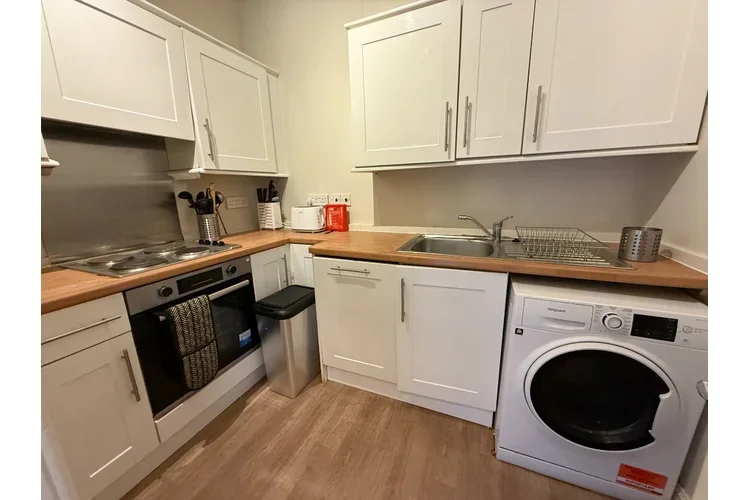 Flat Findhorn Place in City of Edinburgh