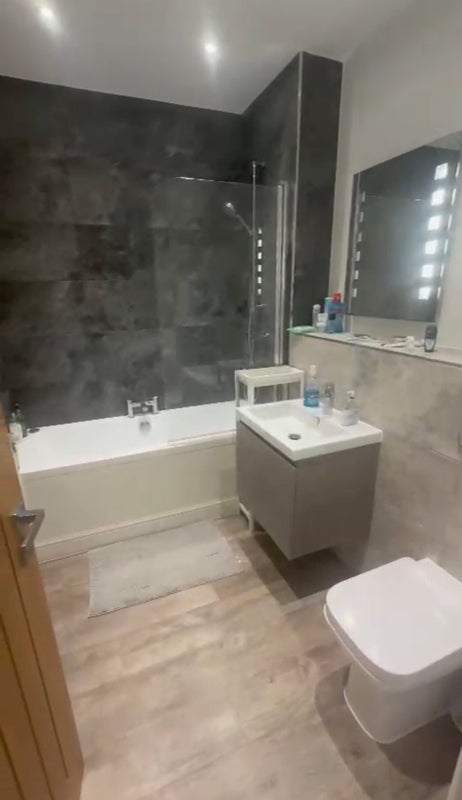 Room Windsor Street in Royal Leamington Spa
