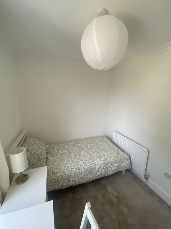 Room Edward Road in Greater London