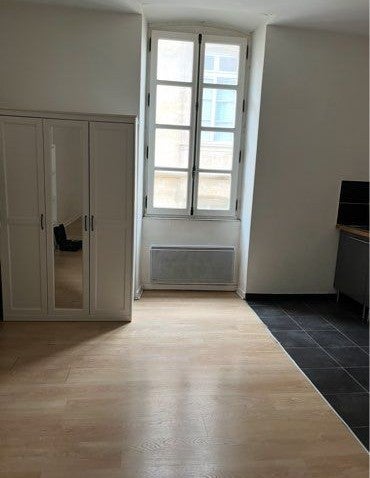 Flat Rue des Treilles in Libourne