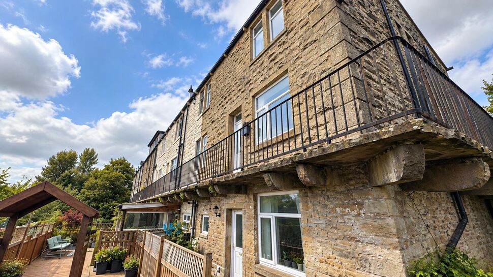 House Back Beehive Terrace in Rossendale