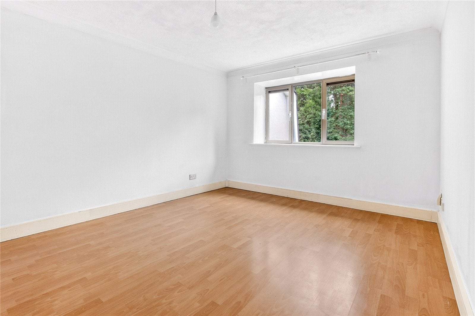 Flat Braeside in Binfield